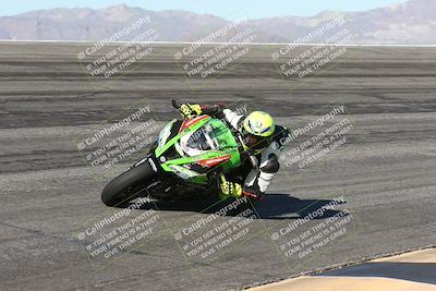 media/Jan-16-2026-CVMA Friday Practice (Fri) [[6f2bf47531]]/5-Racer 4-Trackday1/Session 2 (Bowl)/